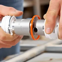 Łączenie rur PEX: Kluczowe kroki w instalacji hydraulicznej
