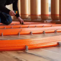 Jaki jest koszt ogrzewania podłogowego na 100m2?