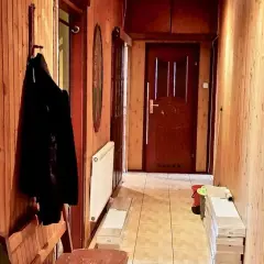Jak zerwać boazerię bezpiecznie - 5 prostych kroków do czystej ściany