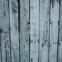 Jak pomalować boazerię na szaro i uzyskać estetyczny efekt w wnętrzu