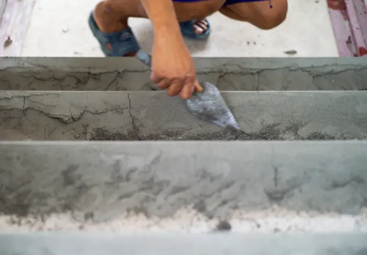 Schody betonowe: Odnowa DIY. Metody, koszty, uniknij błędów!